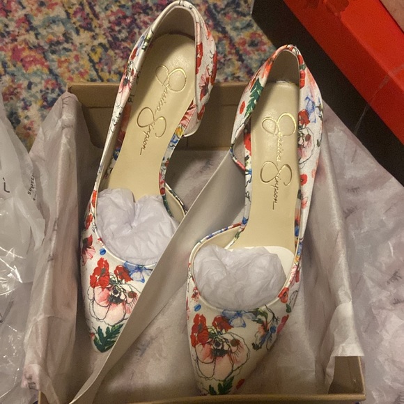 Jessica Simpson JS-Paryn Maxwell Floral Print D’Orsay Pumps - Picture 4 of 9
